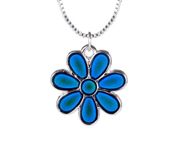 
  
Daisy Flower Mood Pendant Necklace Colour Changing 

